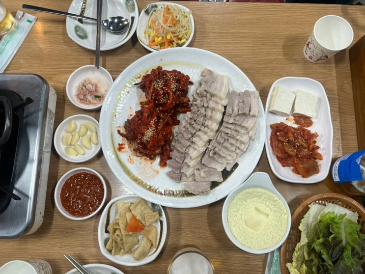  [영등포 맛집]내돈내산_보쌈을 주문하면 감자탕을 서비스로 주는삼해집 영등포점