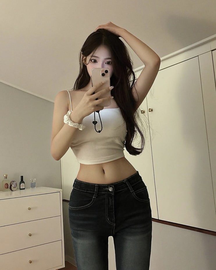  "Z세대 룩" 이소민 치어리더 비키니 & 일상 패션