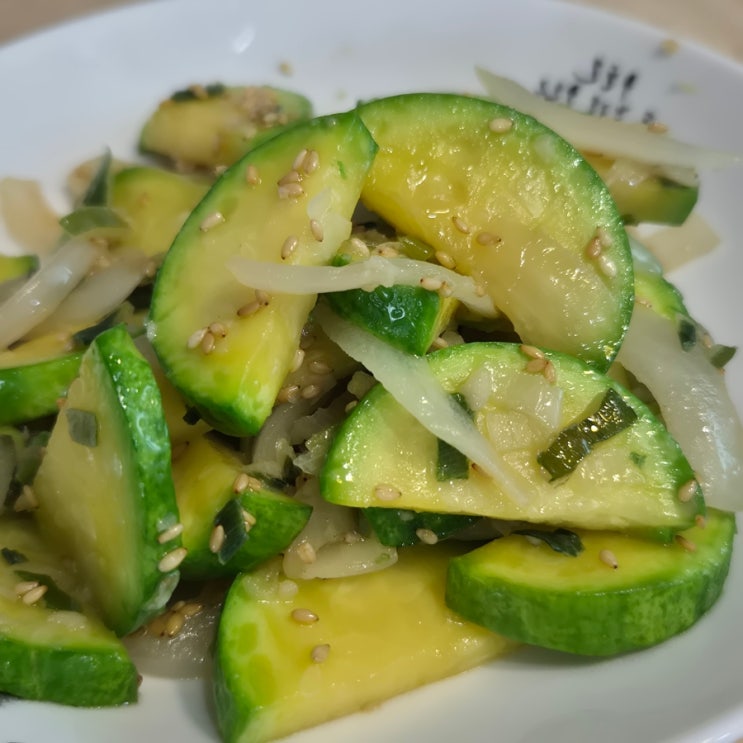  새우젓 없이 간단한 애호박볶음 맛있게 만드는 법