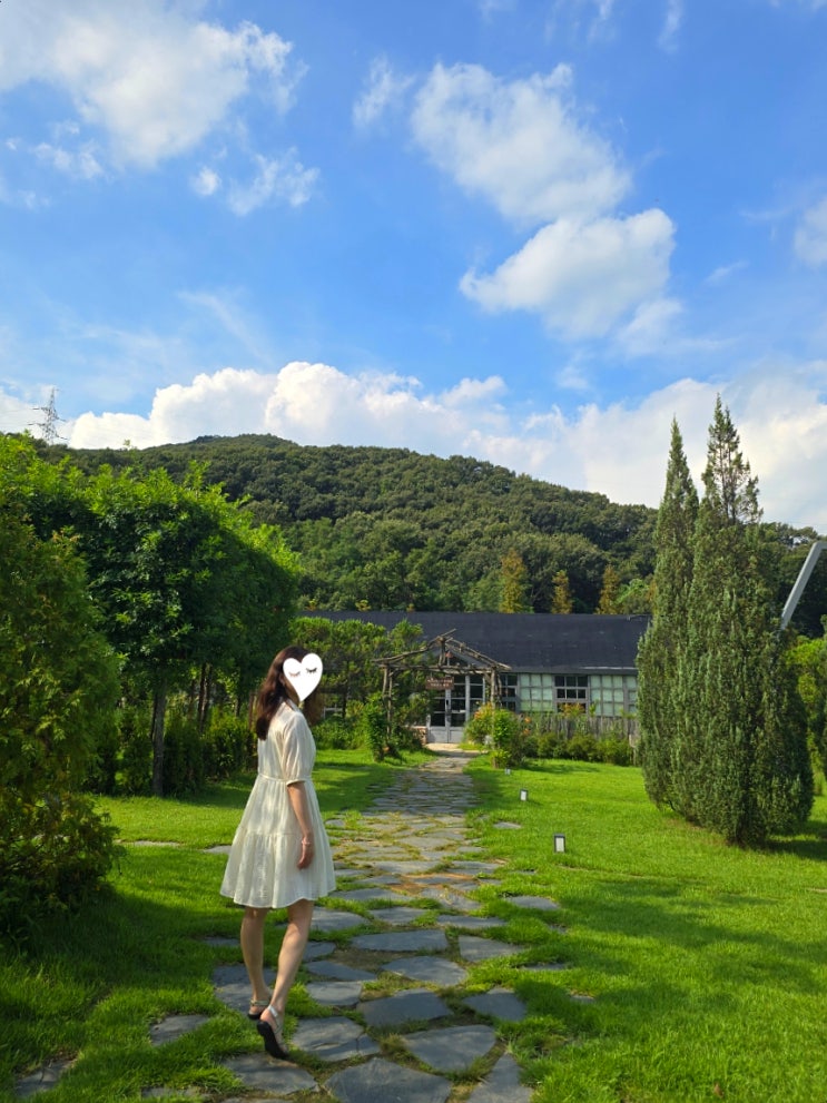  서울근교 드라이브 이천 대형카페! 자연속 정원 힐링 데이트 - 티하우스 에덴