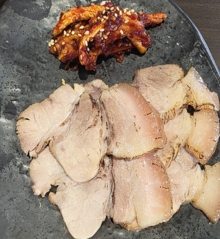  [명지]흑돼지 사골육수로 만드는 부산 돼지국밥 맛집 '연향정 돼지국밥 명지본점'