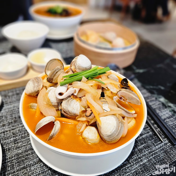  화락만리 서면 깔끔 고급지게 맛있다 돼지 짬뽕과 동죽 한치 짬뽕