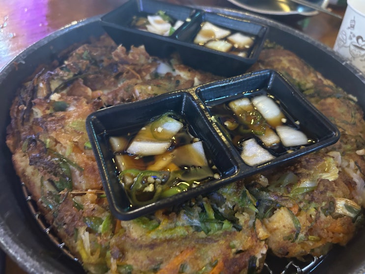  [회기역] 파전골목하면 이곳, 이곳하면 파전골목 <이모네왕파전>(해물파전, 고추튀김)