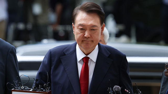 윤석열 전 대통령, 평양 <b>무인기 의혹 소환</b> 조사의 전말
