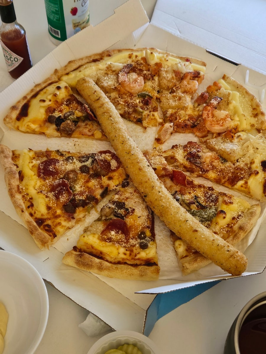 도미노피자 신당점 사진 1