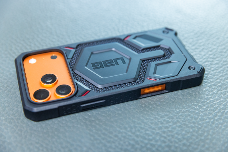 UAG 모나크 케블라 맥세이프 케이스 아이폰17 프로 맥스 기기변경 SKT유심인식 안됨