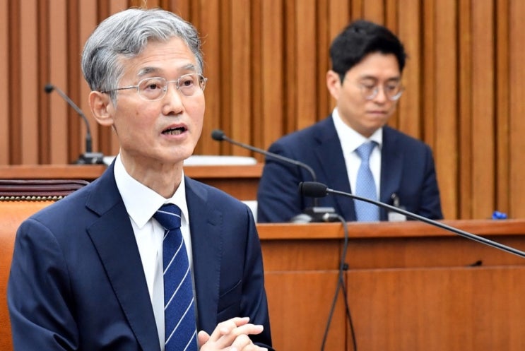 <b>조희대</b> 탄핵 & AI 조작 <b>녹취 의혹</b>