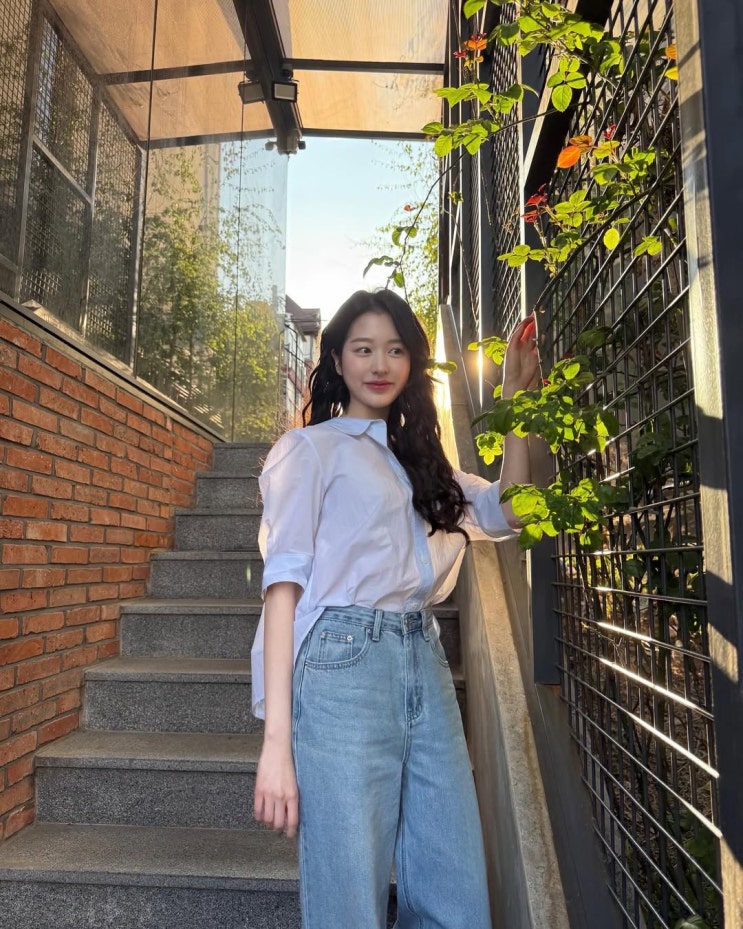  남자 친구가 좋아하는 가을 꾸안꾸 여자 친구룩을 위한 필승 공식! 블라우스 코디 ft. 장다아