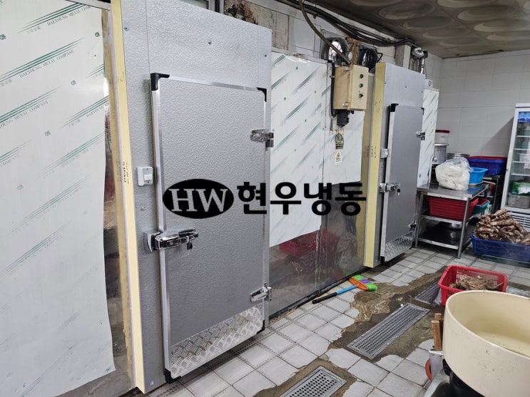  울산저온창고제작설치 냉장창고 냉동창고 도아 교체작업
