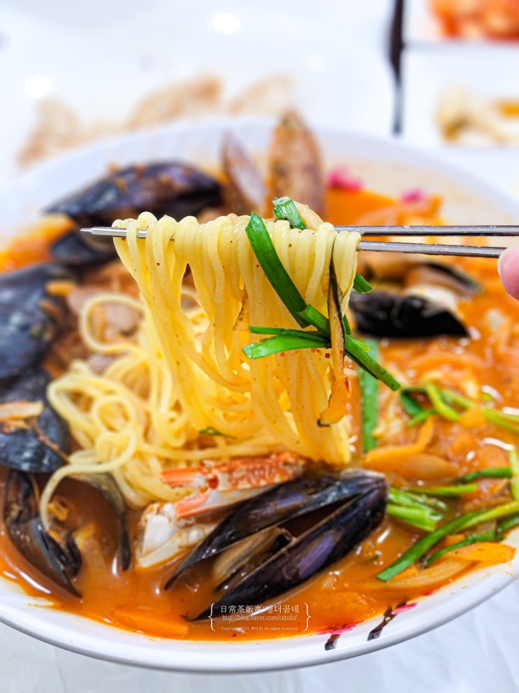  통영 짬뽕 맛집 심가네 해물짬뽕 솔직후기 주차장 점심 웨이팅