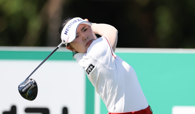 KLPGA <b>이다연</b>, 극적인 <b>연장전</b> 끝에 하나금융그룹 챔피언십 우승