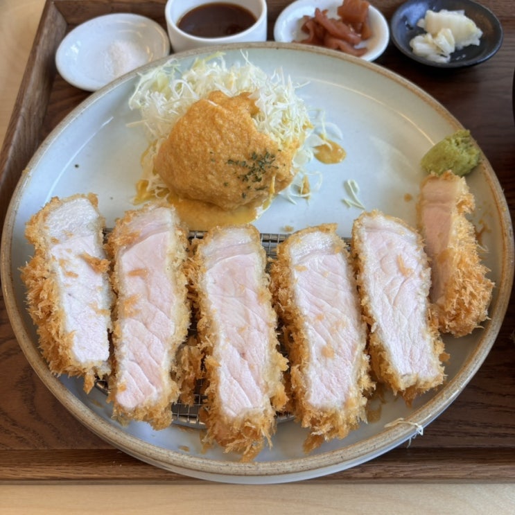  성수역 돈까스 오카츠 안심 등심 모두 먹은 후기 주말 점심 웨이팅