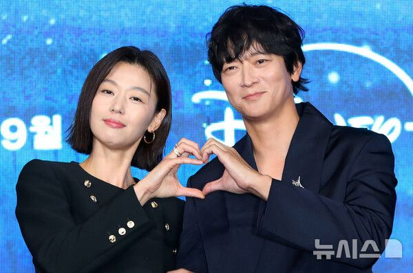 <b>전지현</b>, '북극성'서 中관련 대사 <b>논란</b>…네티즌 "중국 모욕"