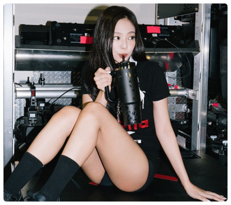  블랙핑크 제니 스탠리 텀블러 1913 한정판 대용량 추천 장단점 리뷰
