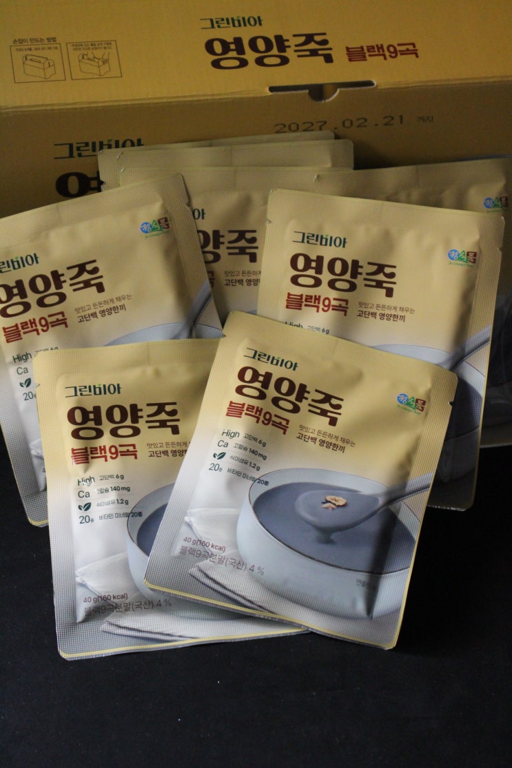  어르신 식사대용 간편죽 간식 정식품 그린비아 영양죽 블랙9곡