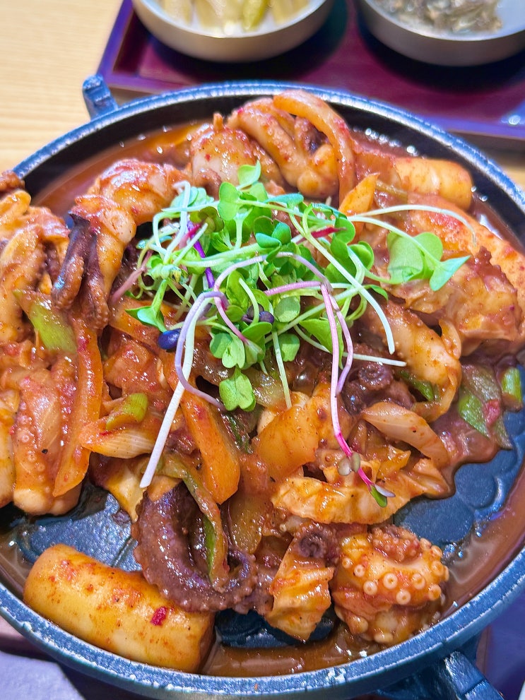  대구 동성로 맛집 아이랑 가성비 점심 카페동이 아기밥무료