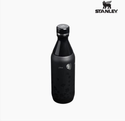  “스탠리1913 × 제니 콜라보 미드나잇 루비 텀블러 • 보틀 – Quencher Luxe 887ml & All Day Slim 355ml 출시”