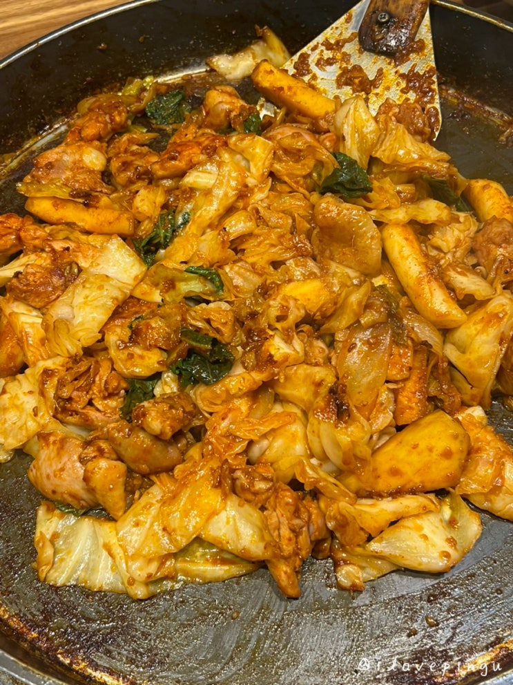 다 구워져서 나오는 청라 닭갈비 맛집 춘천오남매닭갈비