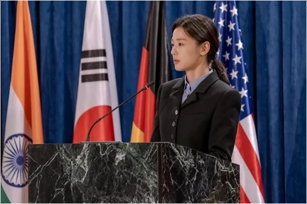  전지현 중국 활동 비상 '천송이 신드롬' 와르르 대체 무슨 일?