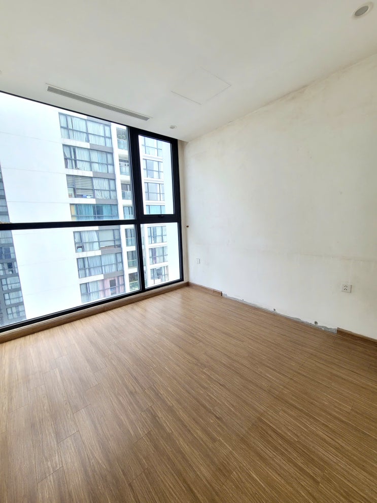  하노이 스카이레이크 S1 방2개 2200만동 노옵션 VINHOMES SKYLAKE 좋은 아파트 임대 알려드립니다