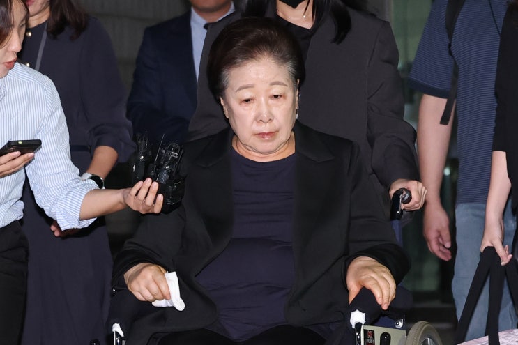 '독생녀'도 별수없었다…<b>통일교 한학자</b> 총재 <b>구속</b>