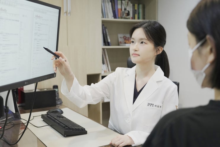  수원 영통역 윤빛한의원 유산후보약 한약처방 안내