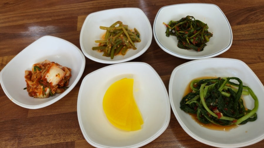 애호박국밥전문점 사진 5