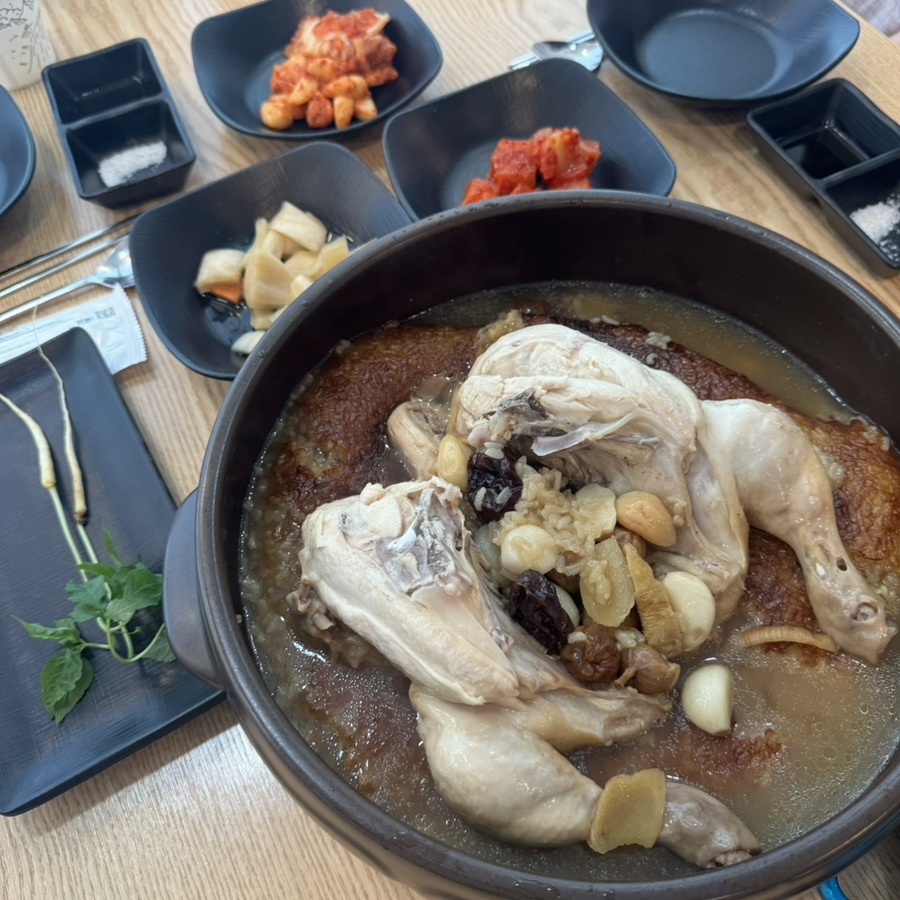 본가삼계탕 산본점 사진 1