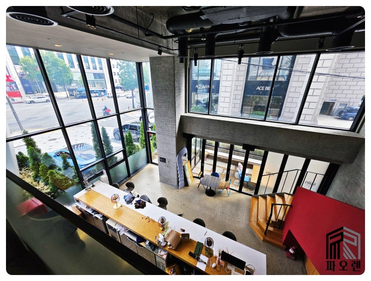  도산대로변 무권리1층상가임대 - 복층구조, 파격적조건, 전면통유리, 테라스, 방문주차 가능.