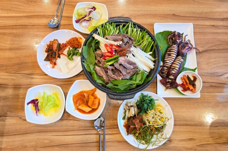  양평 시내 맛집 탐방! 장골이야기 & 홍게무한리필 보양식 맛집