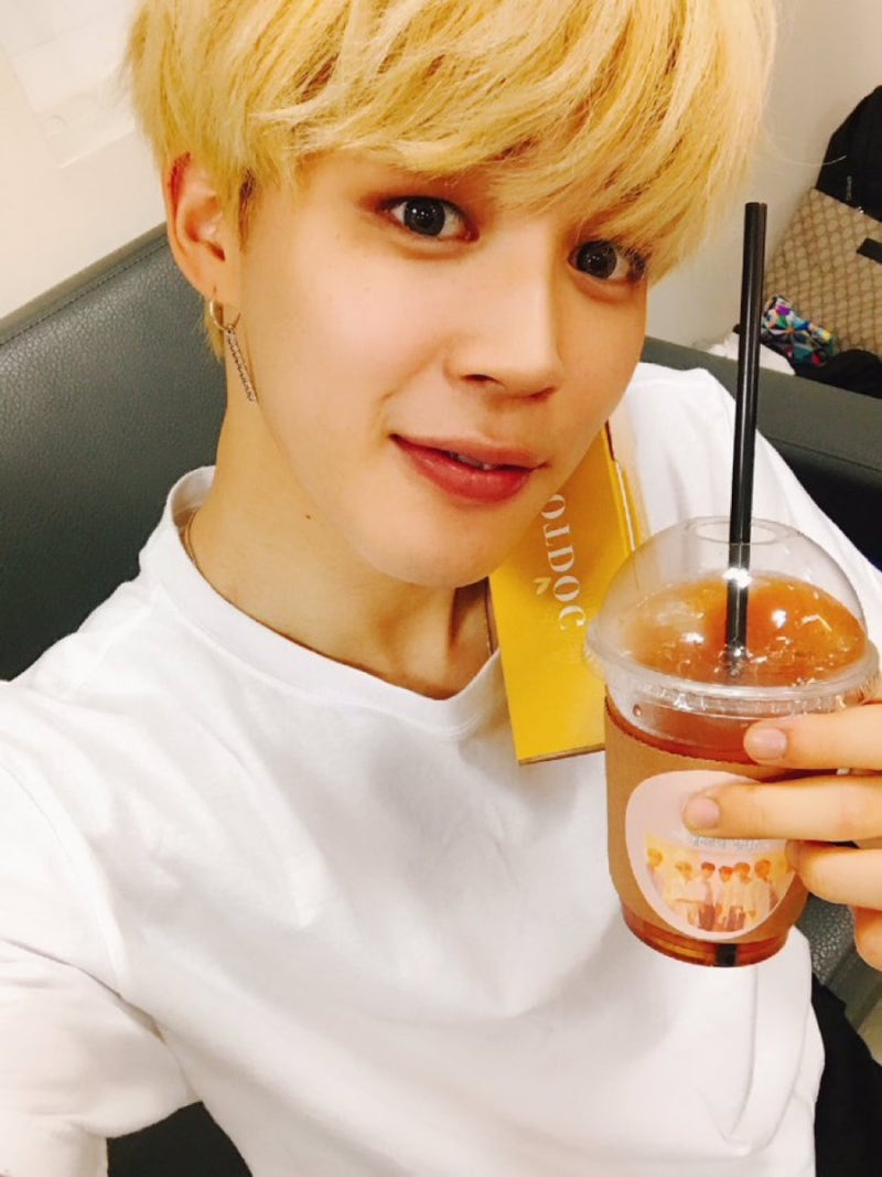 방탄소년단 지민(BTS 지민 생일 투표 16관왕 싹쓸이)