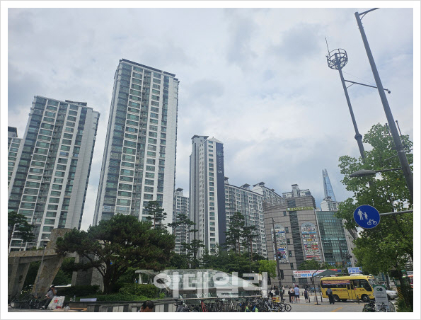  서울 아파트 시장, 강남3구·용산구 중심 신고가와 투자 포인트 분석