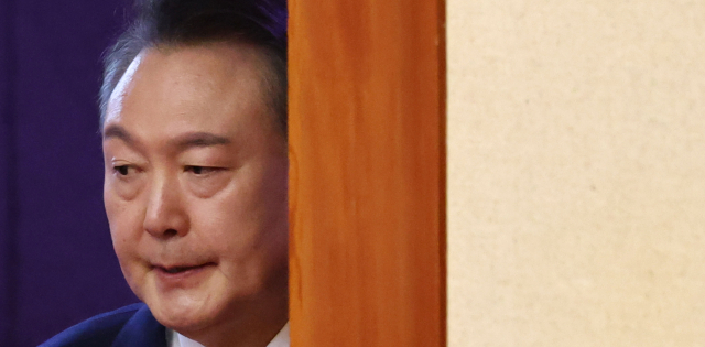 <b>윤석열</b> 전 대통령 <b>보석 심문</b>, 26일 오전에 열려