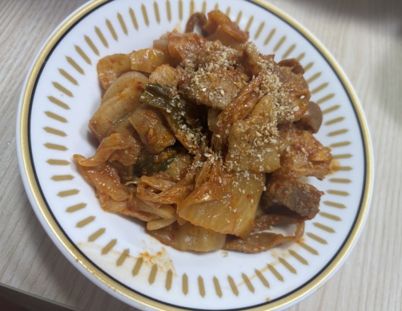 냉동 대패 삼겹 활용/ 대패삼겹살 김치제육볶음