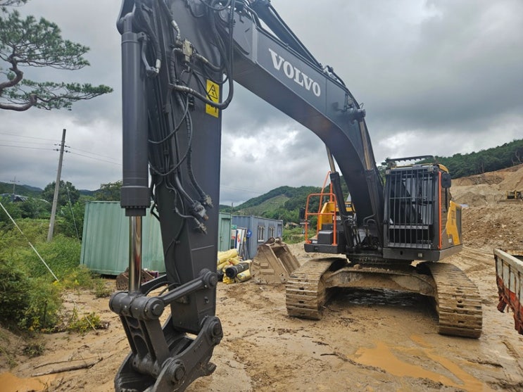  볼보 EC300E Pro 2021년식 저가동 회전라인 10 궤도형 중고굴삭기