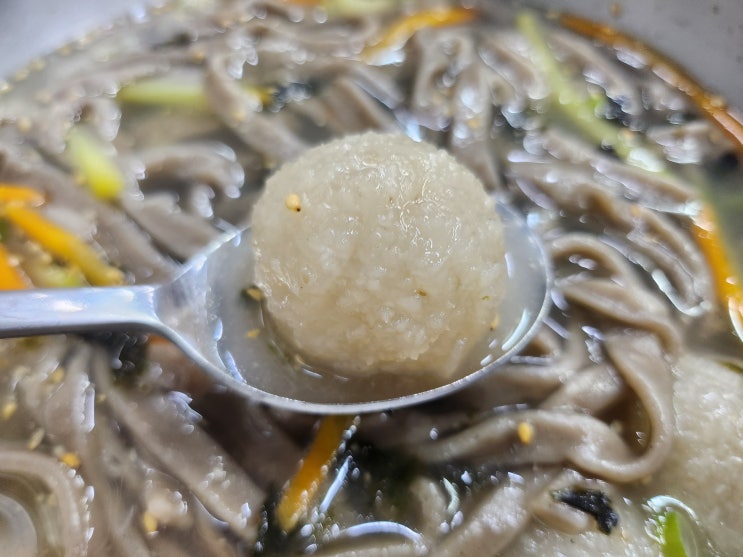  경산와촌ic맛집 겉절이랑 환상! 옹심이칼국수 와촌점