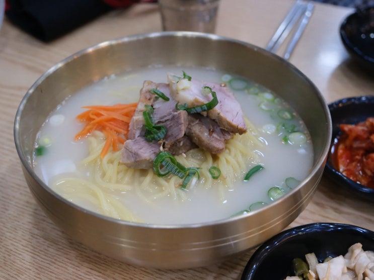  [서귀포 고기국수 맛집] 자가제면의 힘, 국수 맛집 영실국수 서귀포중문본점