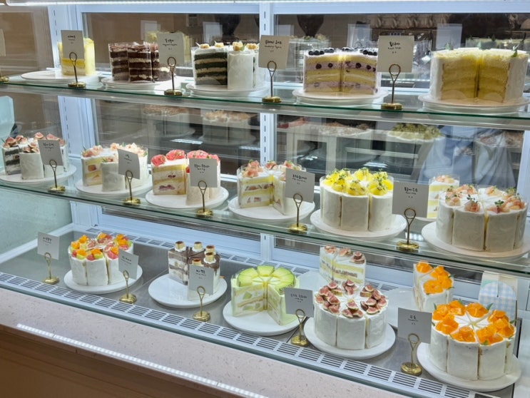  광주 케이크 맛집 수완지구 대형카페 디저트 전문 크림집