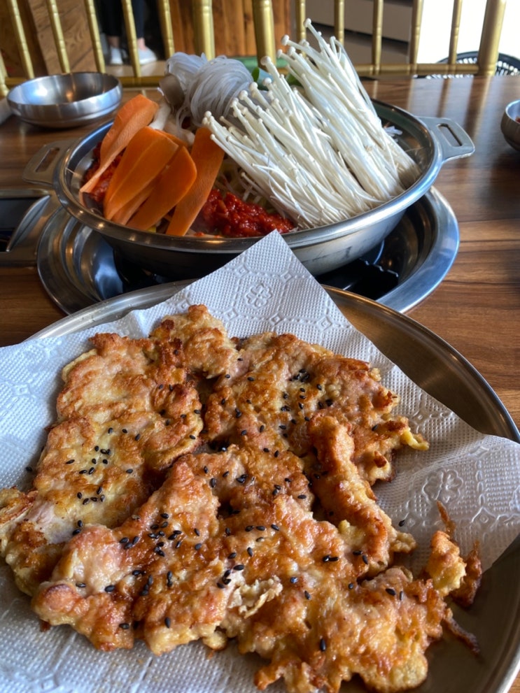  전주한옥마을 맛집 한식 전용주차장 구비 야외테라스 식사가능 전주맛집 풍남동 한옥마을물갈비 갈비전골셋트 육전포함
