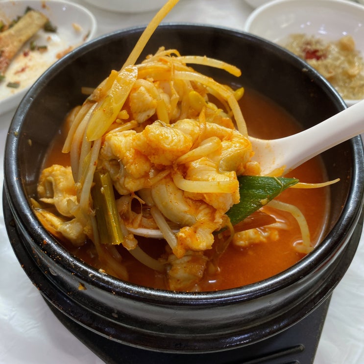  반찬에 압도당한 통영 찐맛집, '내사랑 장어구이' 내돈내산 후기