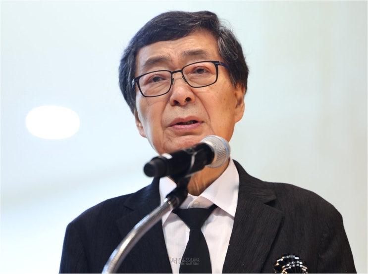 <b>김홍업</b> 김대중평화센터 <b>이사장 별세</b>: 아버지의 길을 따라... 