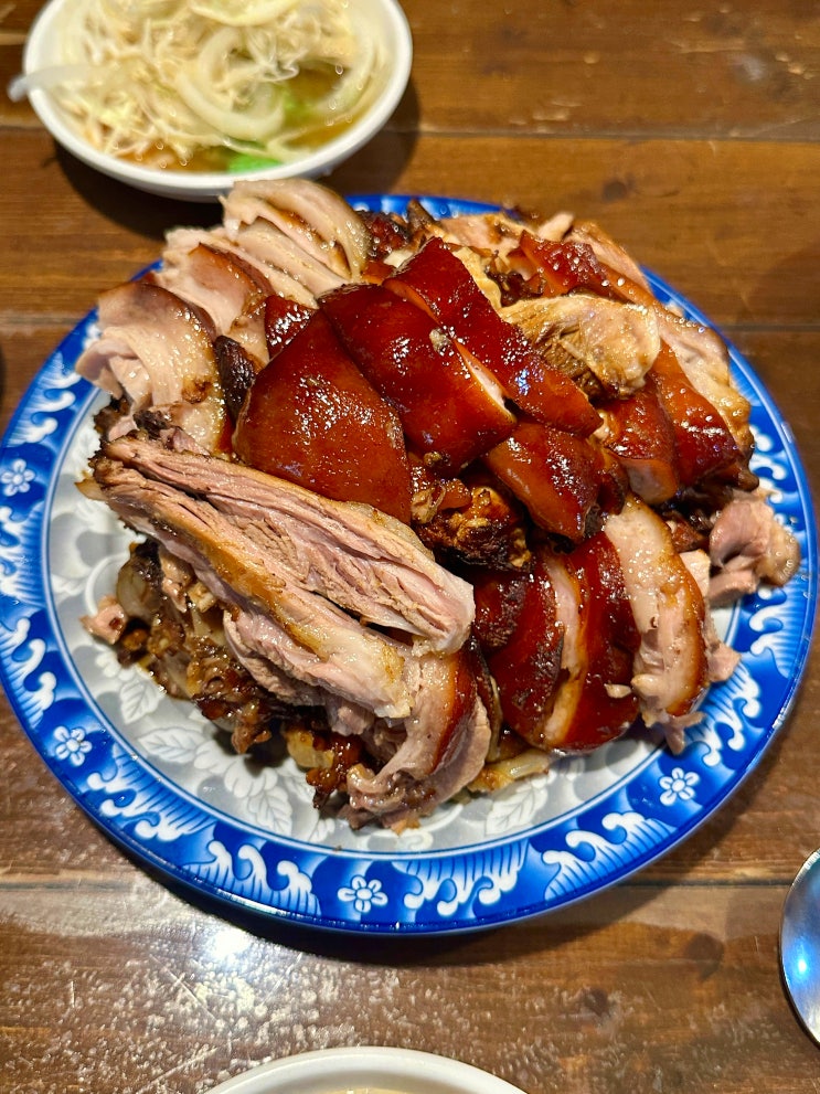 부산역 진짜 노포 맛집 고향족발 가성비최고