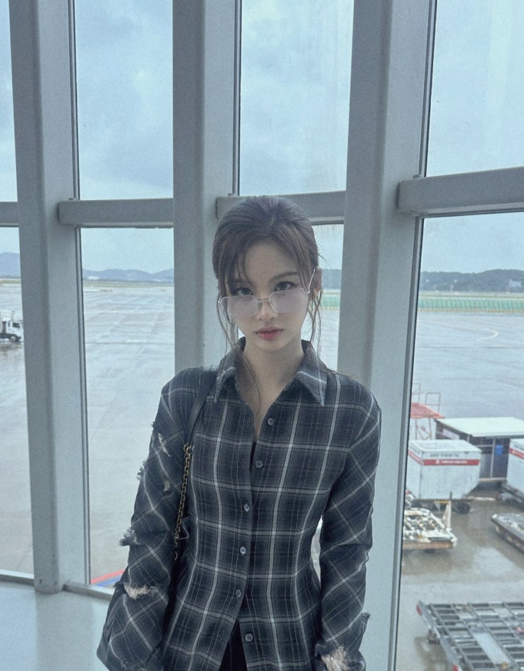 엔믹스 <b>설윤 시구</b>