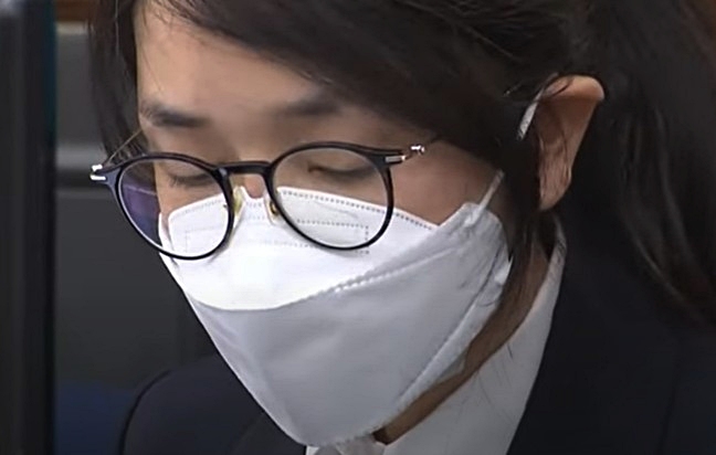 <b>김건희</b> 여사 첫 법정 <b>출석</b>, 헌정사상 최초 영부인 형사<b>재판</b>... 