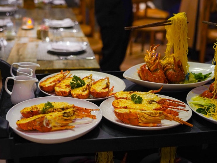  나트랑 시내 저녁 맛집 추천 응온갤러리 랍스타 뷔페 예약 가격