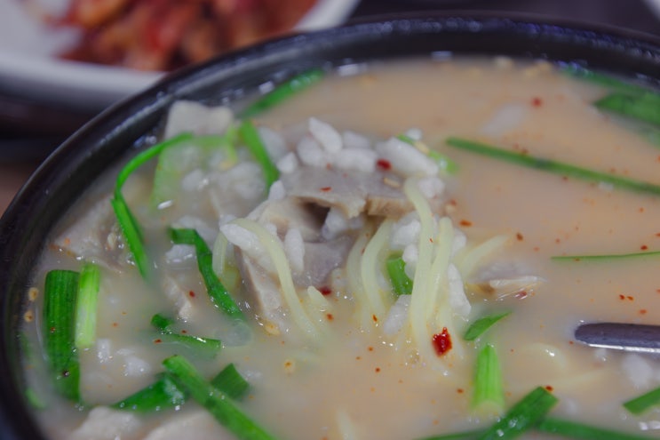  부산 광안리해수욕장 주변 돼지국밥 "밀양돼지국밥" 솔직 후기