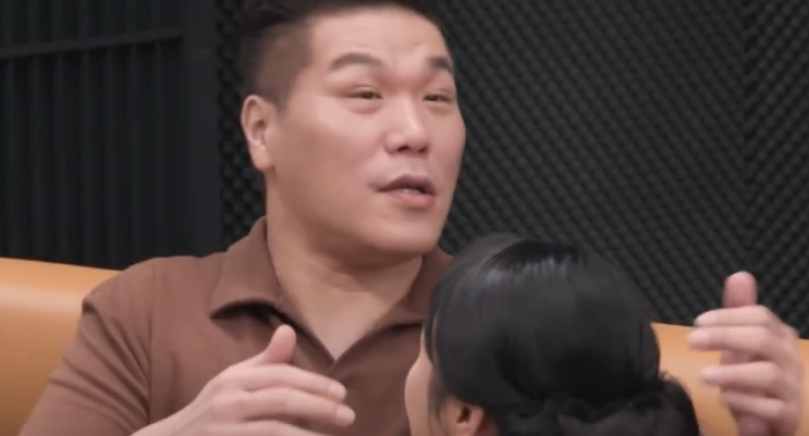 <b>서장훈</b>, ‘여친’ 이수지 깜짝 공개... “많이 사랑해” 고백에... 
