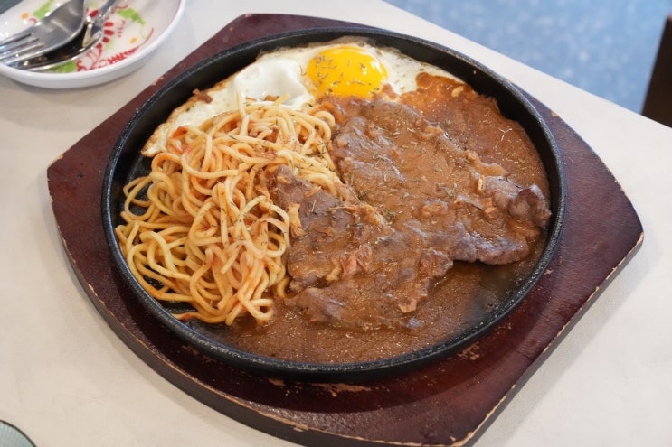  일산 맛집 송산 106 대만스테이크 | 마쉐코2 최석원 셰프의 이색 대만 스테이크 식당