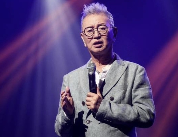  개그맨 전유성 향년 76세로 사망...코로나19로 입퇴원 반복하다 폐기흉 악화