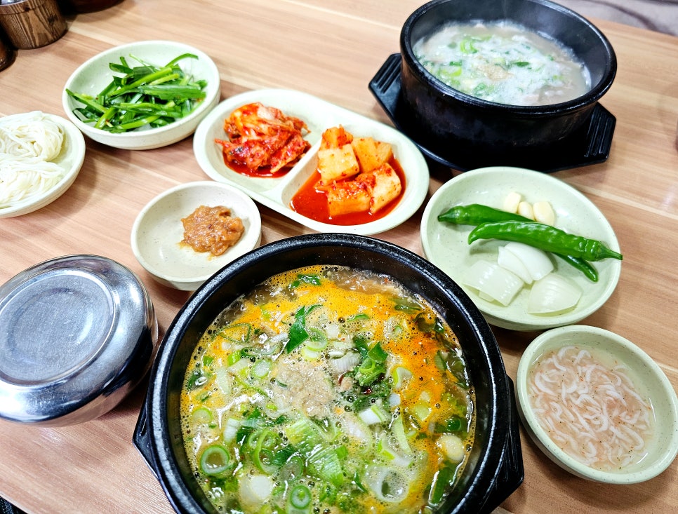 장수돼지국밥 사진 1